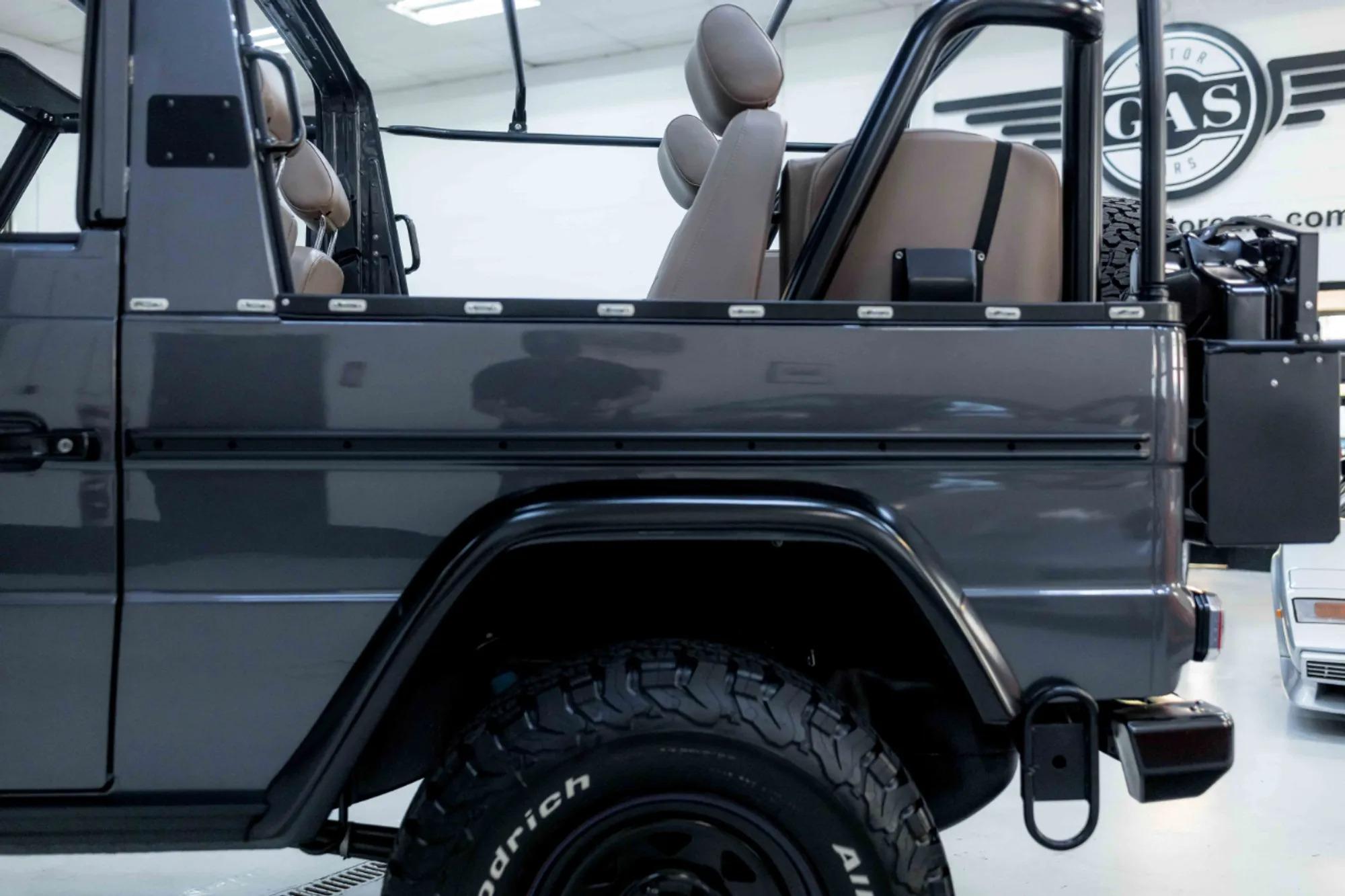 1993 Mercedes-Benz 250 GD