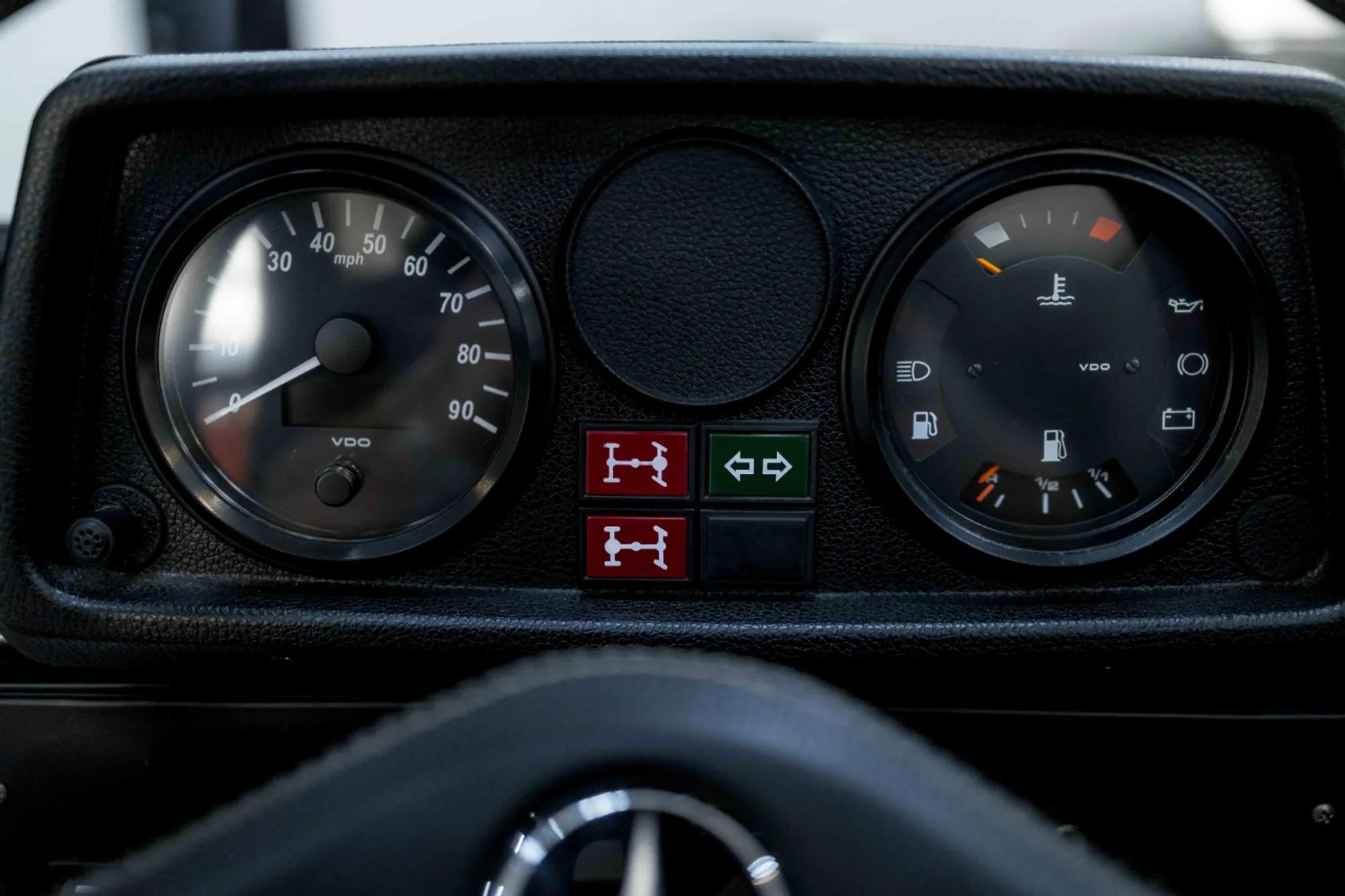 1993 Mercedes-Benz 250 GD