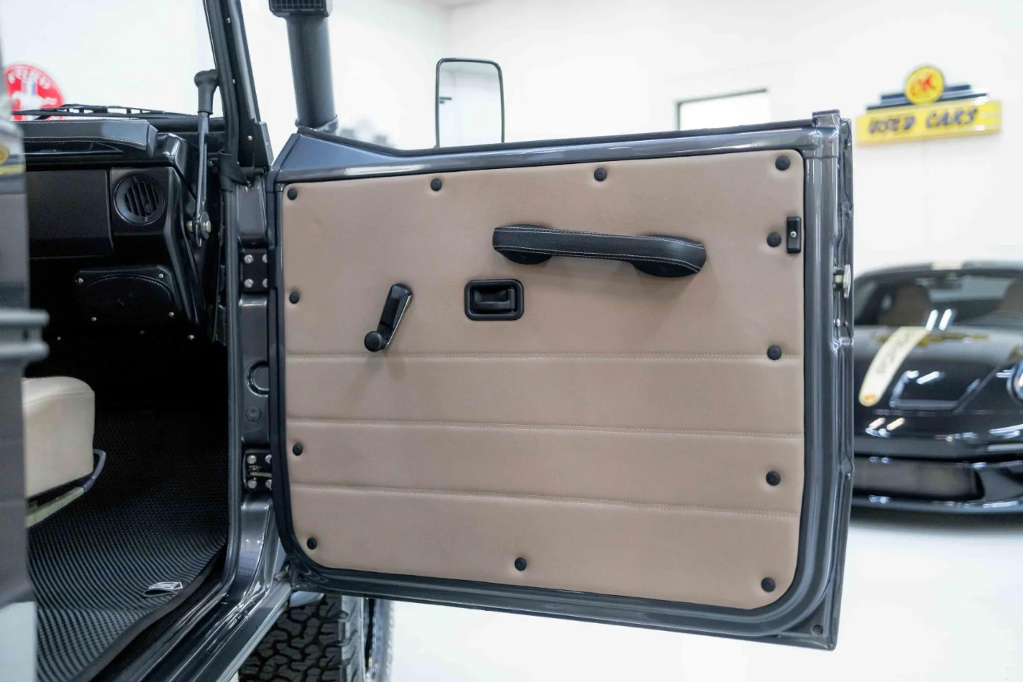 1993 Mercedes-Benz 250 GD