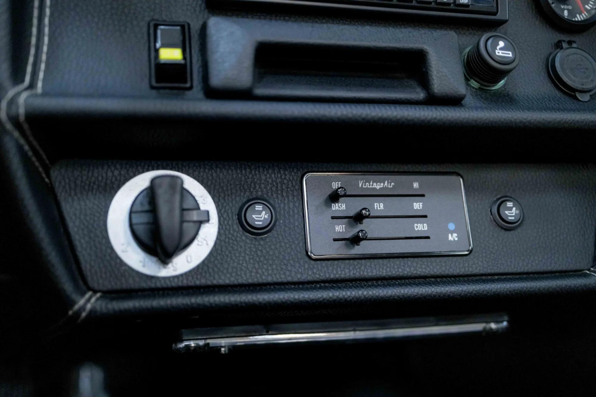 1993 Mercedes-Benz 250 GD