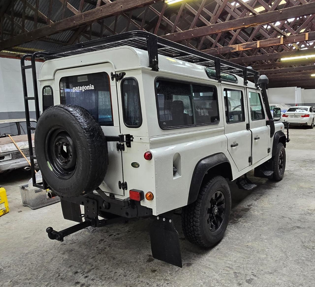 Td5-Powered 1999 Land Rover Defender 110 - 5