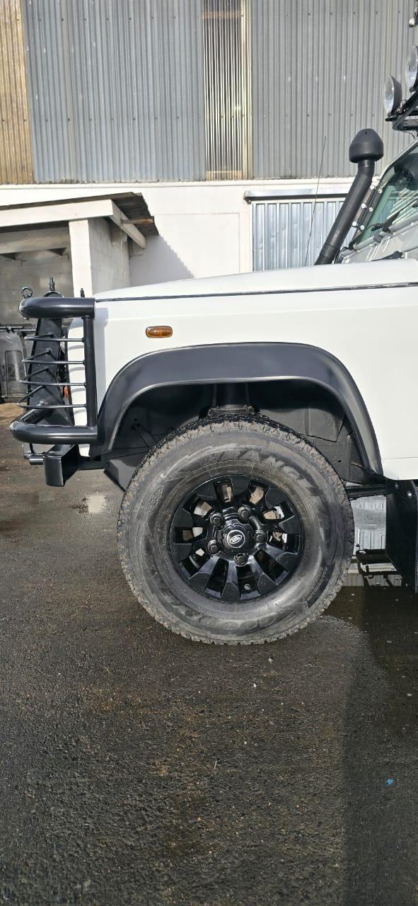 Td5-Powered 1999 Land Rover Defender 110