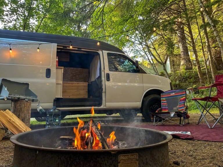 2007 GMC Savana 3500 Camper