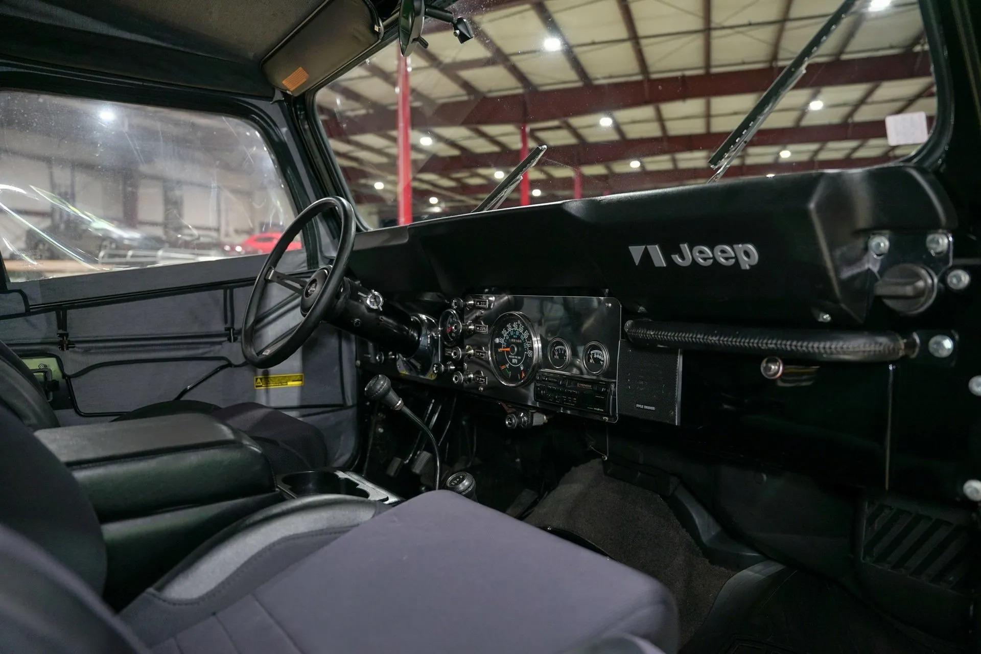 1986 Jeep CJ-7 Laredo