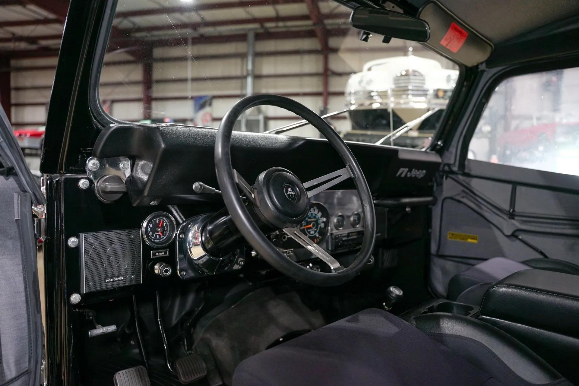 1986 Jeep CJ-7 Laredo