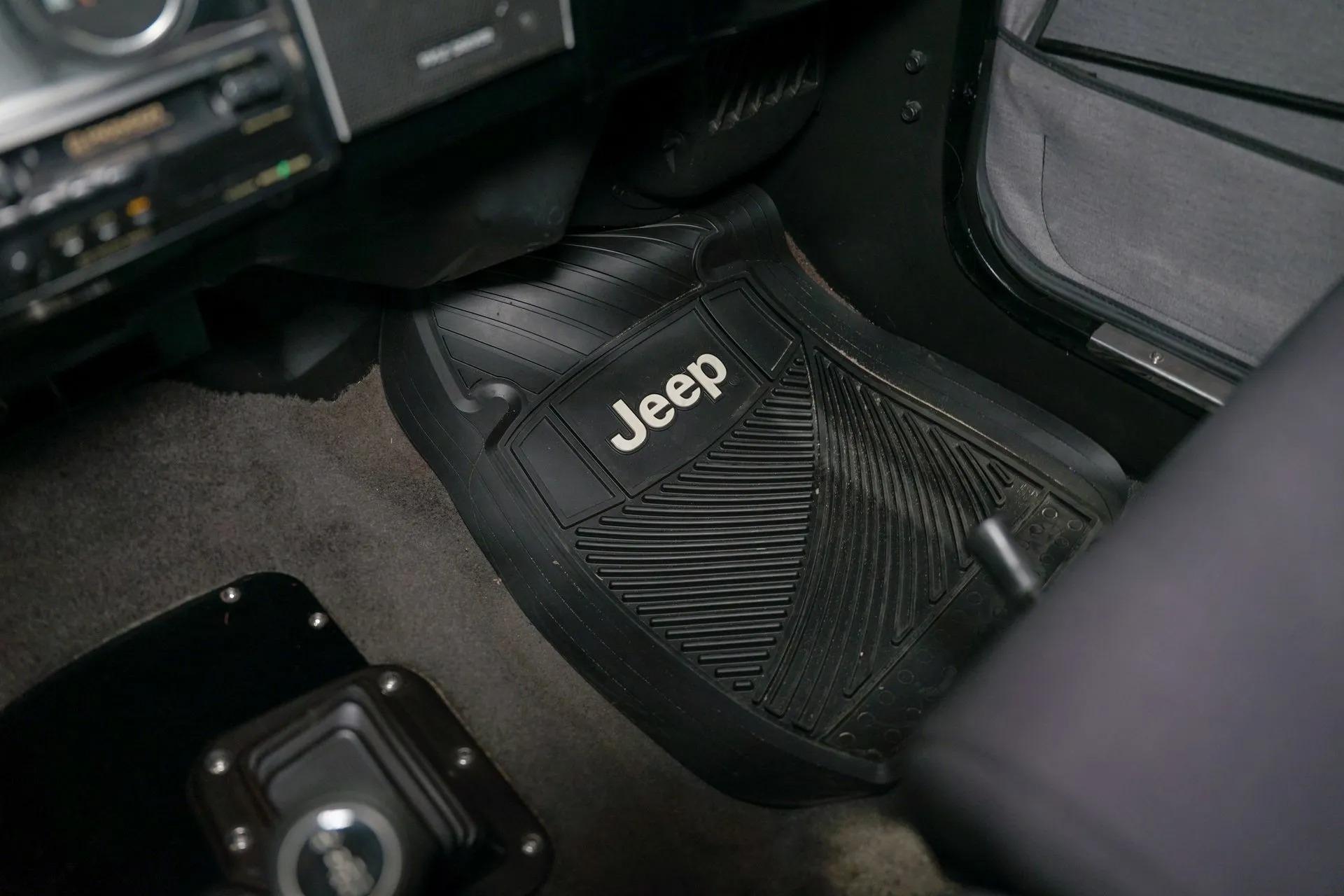 1986 Jeep CJ-7 Laredo