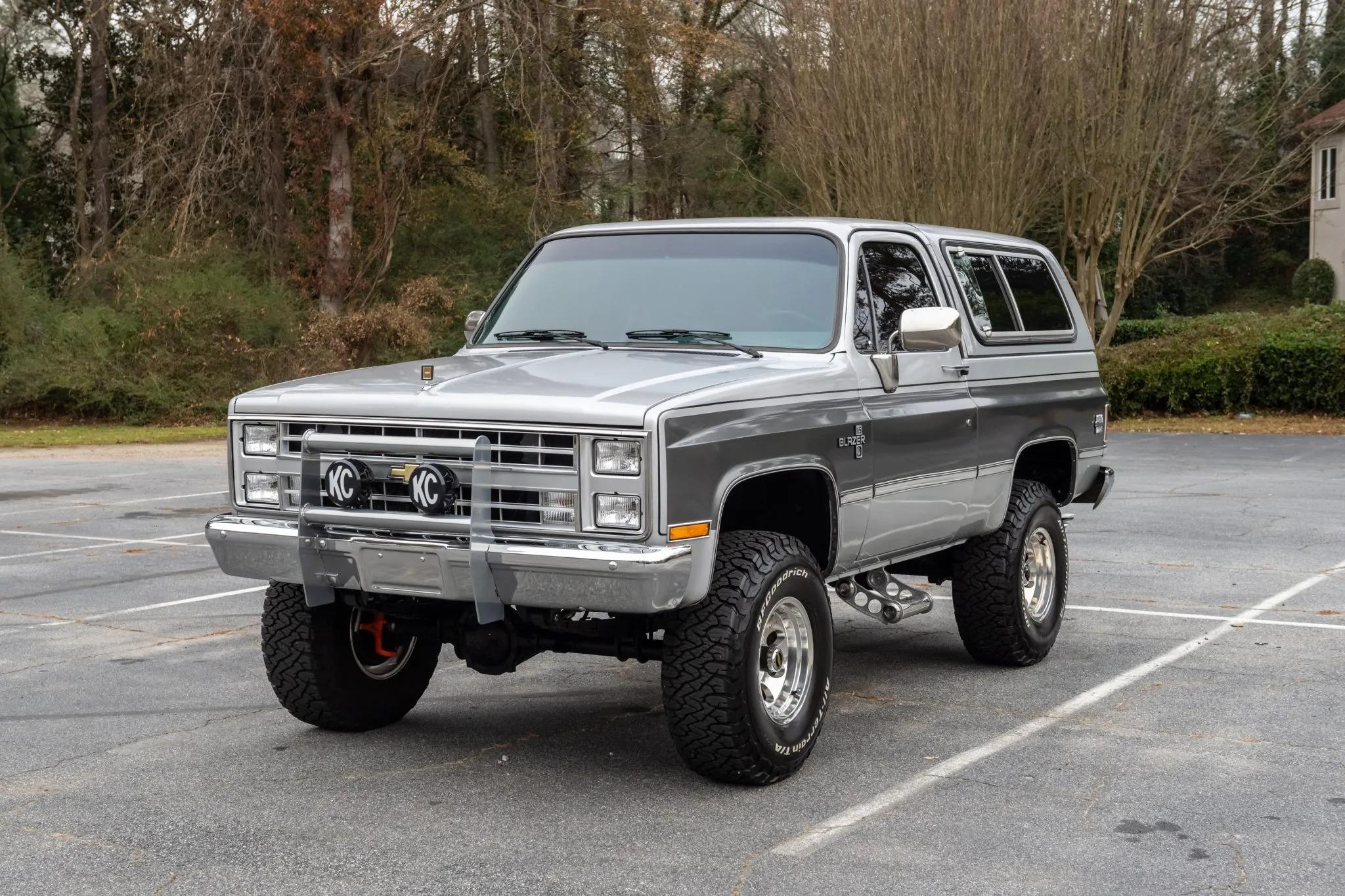 LS-Powered 1987 Chevrolet K5 Blazer Silverado - 3