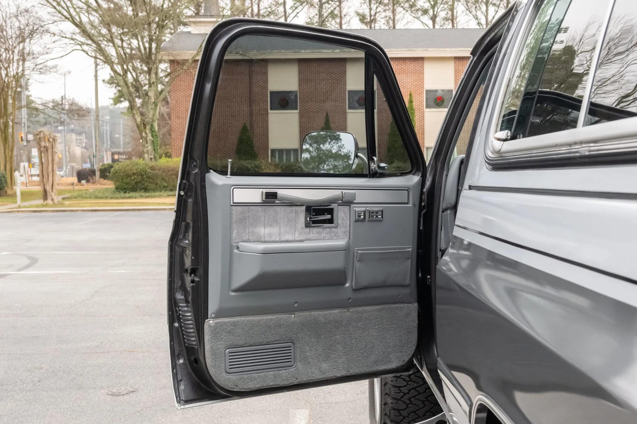 LS-Powered 1987 Chevrolet K5 Blazer Silverado
