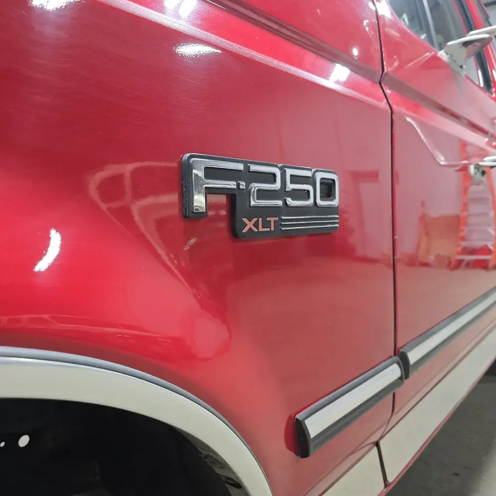 1996 Ford F-250 XLT - 3