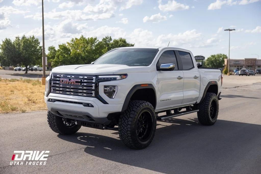 2023 GMC Canyon Denali - 4