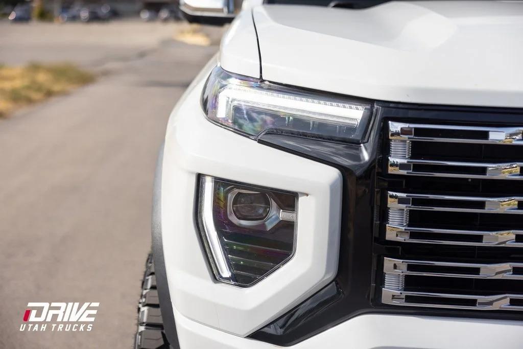 2023 GMC Canyon Denali