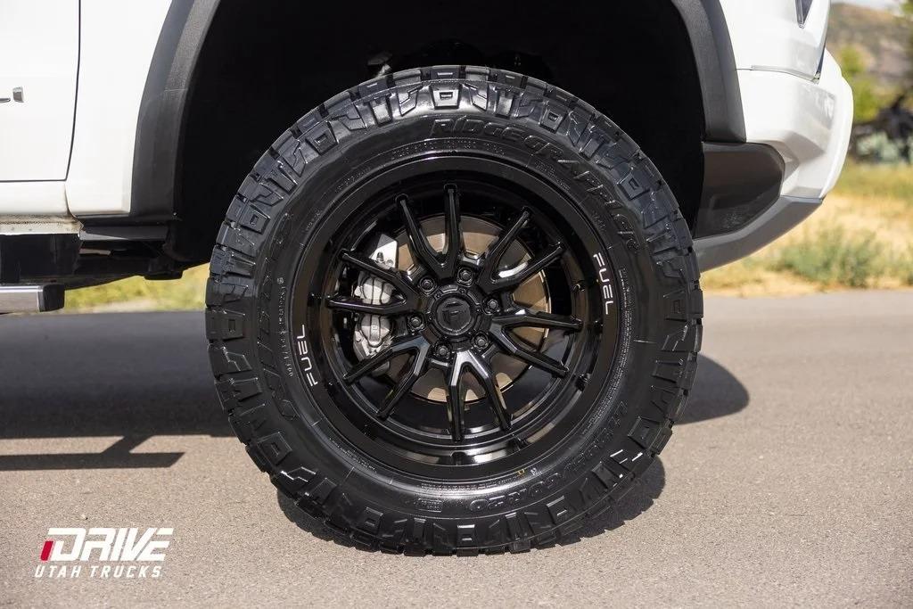 2023 GMC Canyon Denali