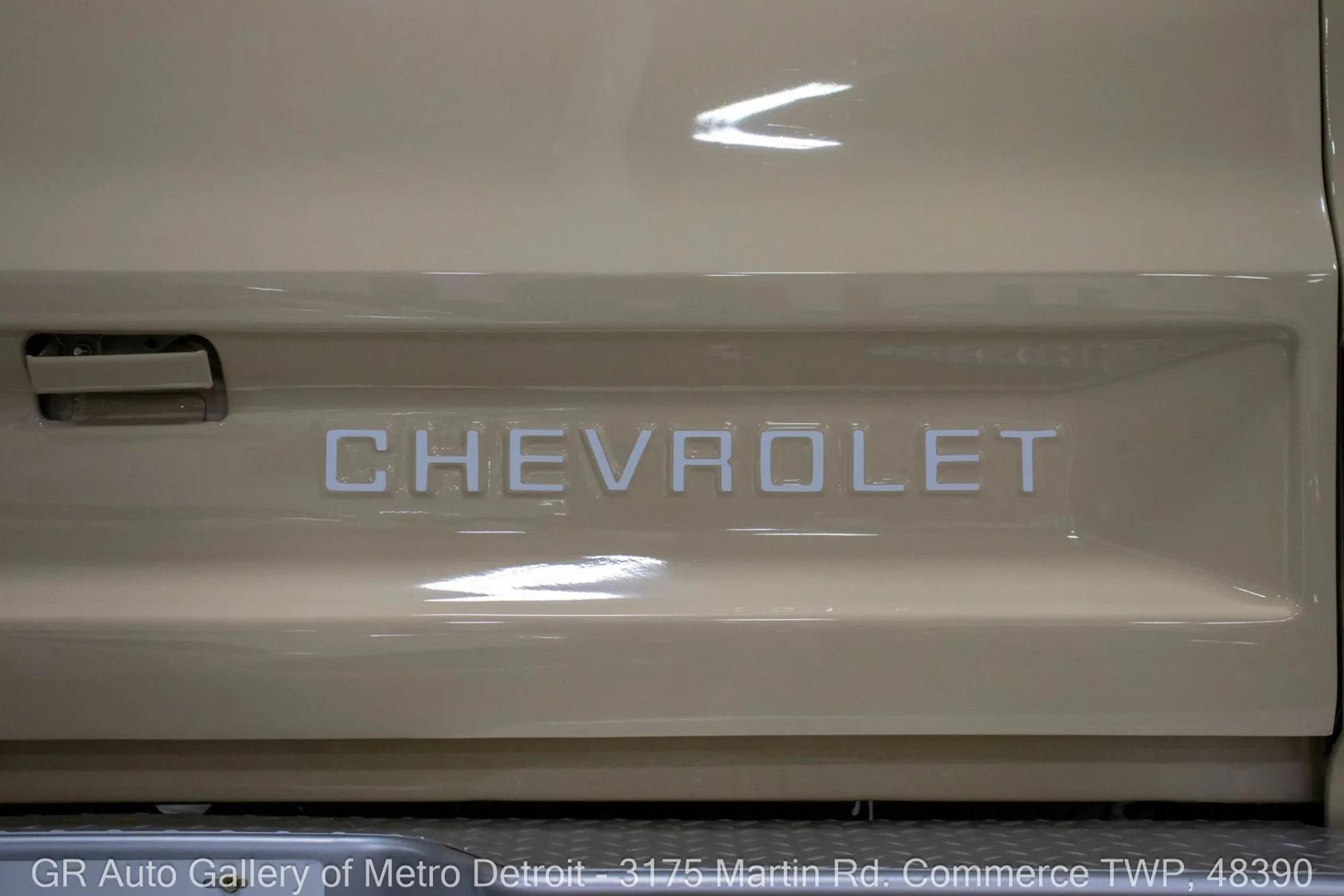 1987 Chevrolet R/V 10 Series V10