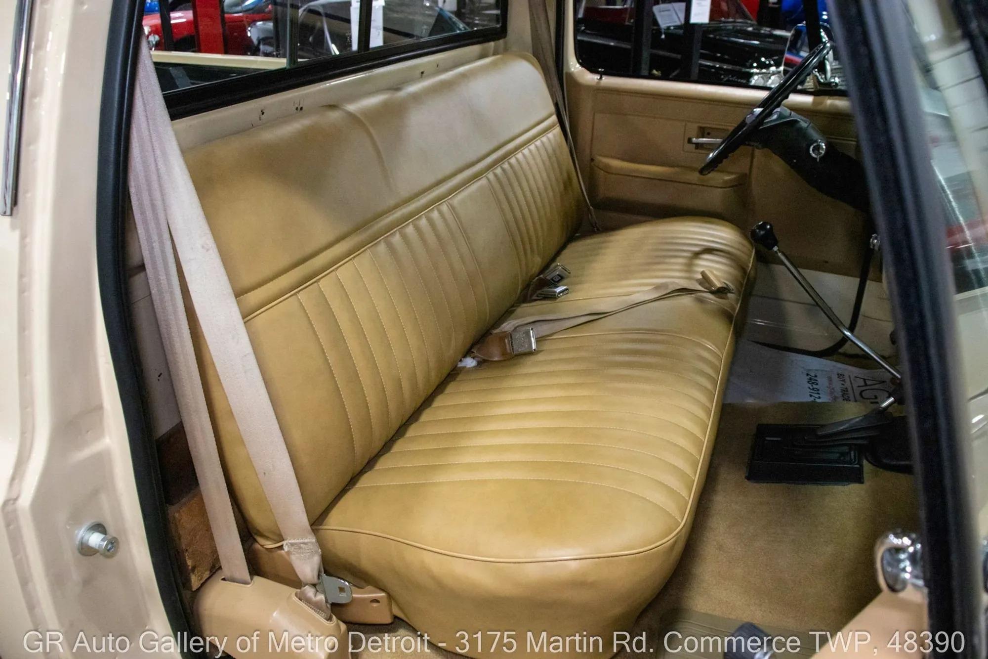 1987 Chevrolet R/V 10 Series V10