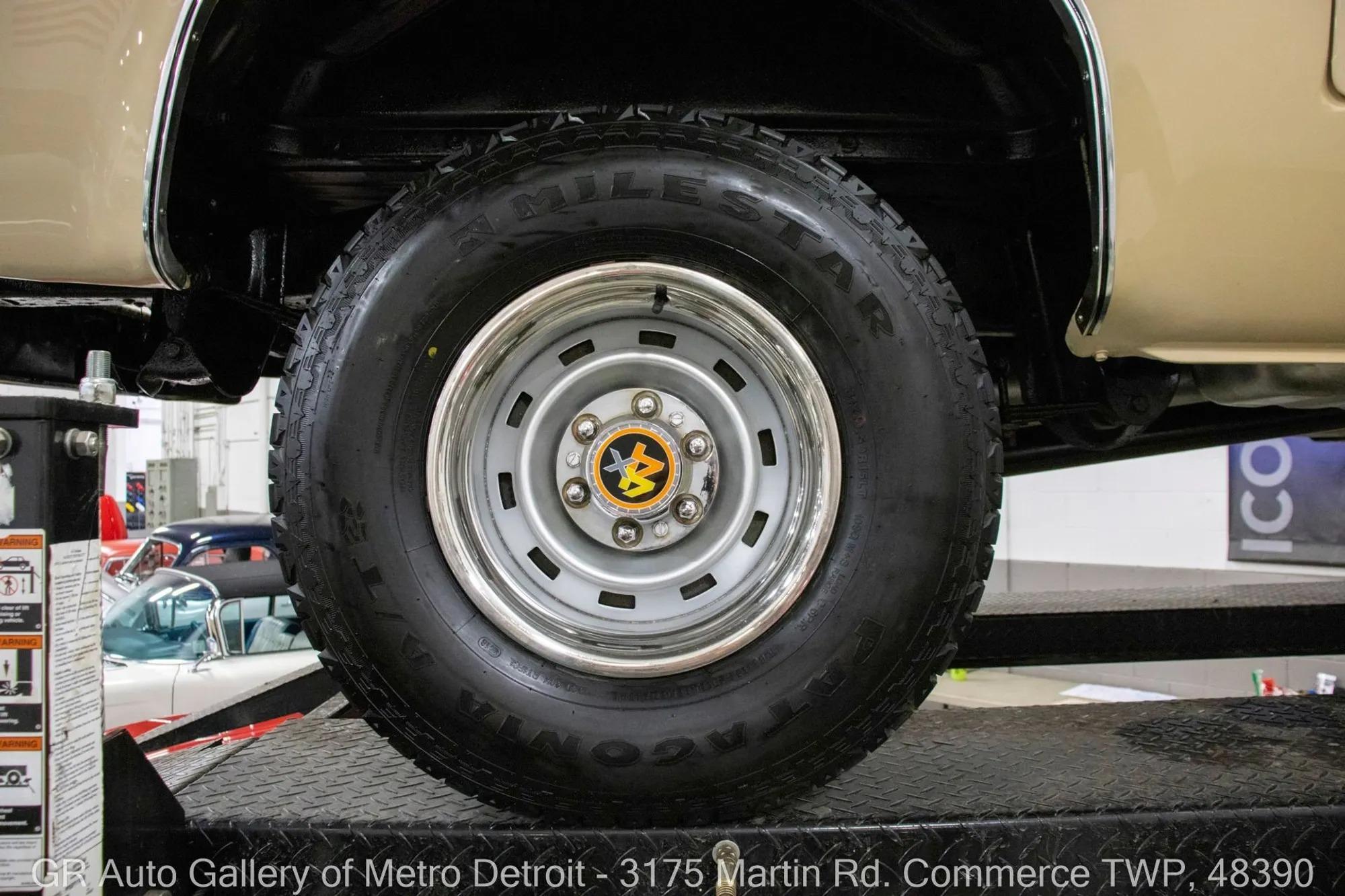 1987 Chevrolet R/V 10 Series V10