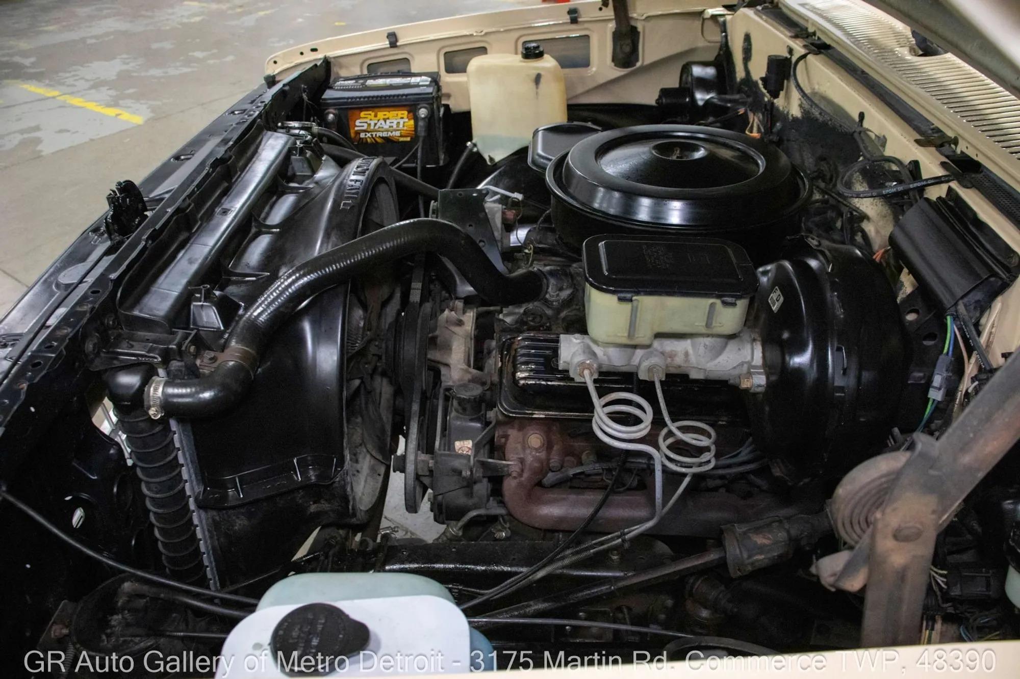 1987 Chevrolet R/V 10 Series V10