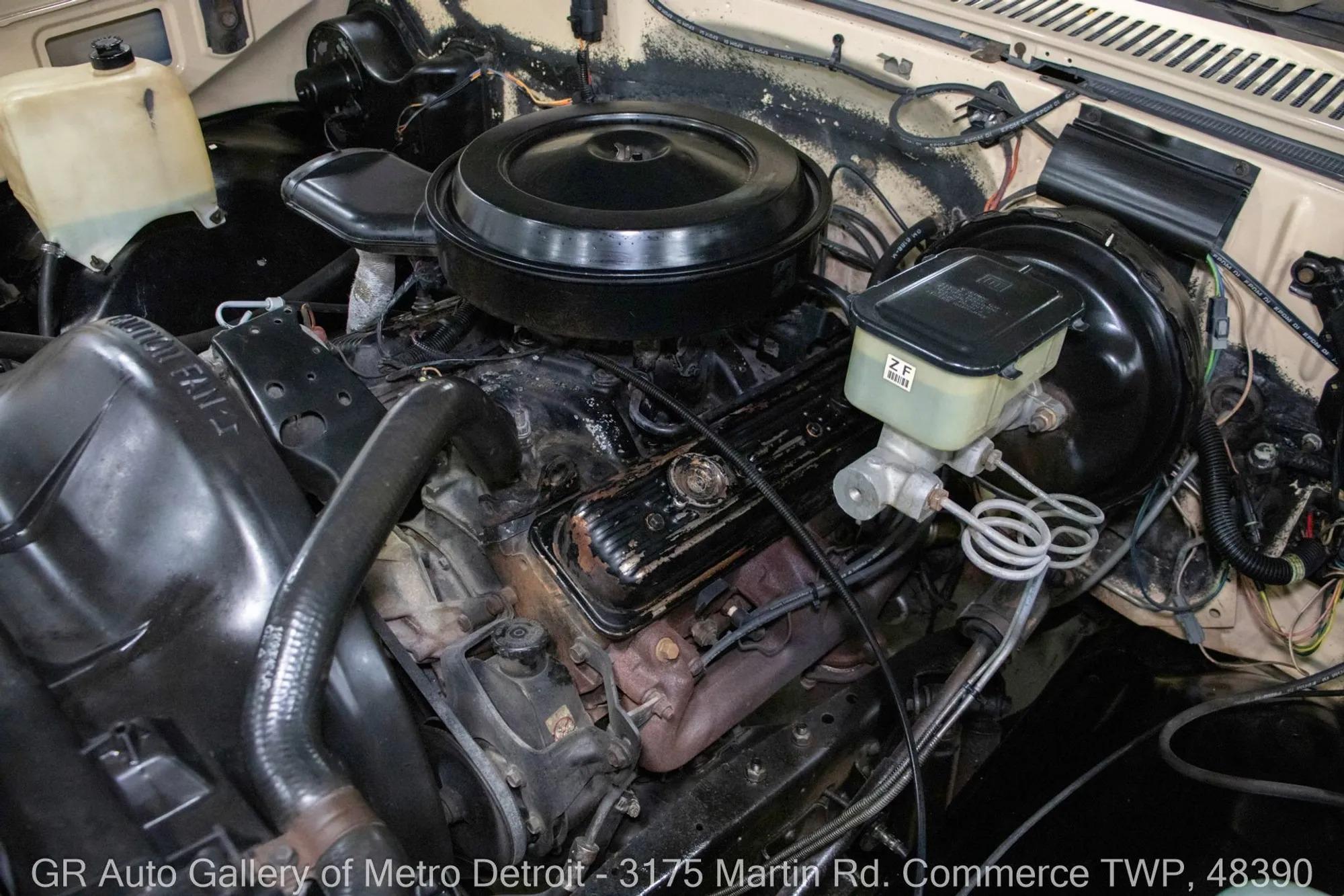 1987 Chevrolet R/V 10 Series V10