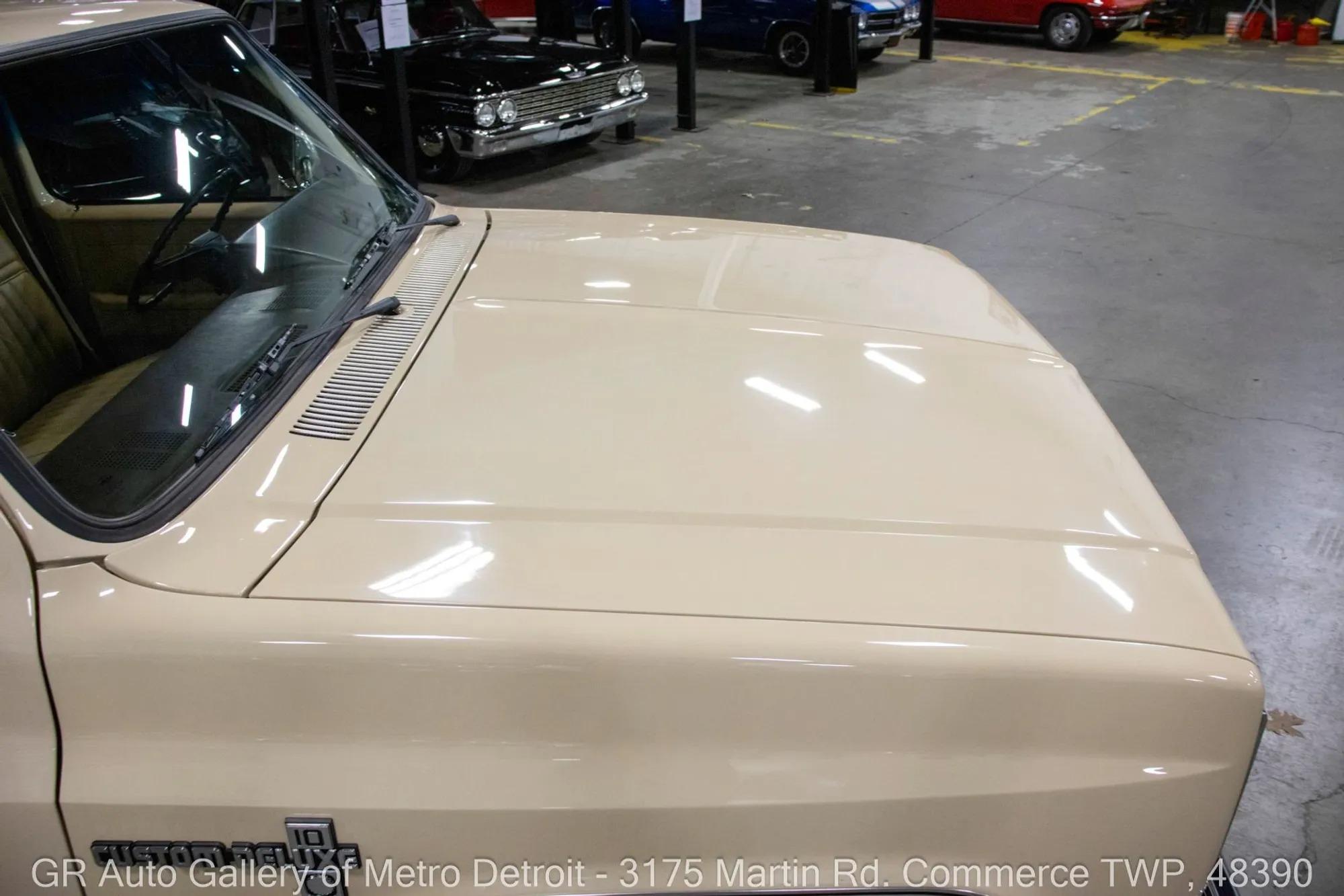 1987 Chevrolet R/V 10 Series V10