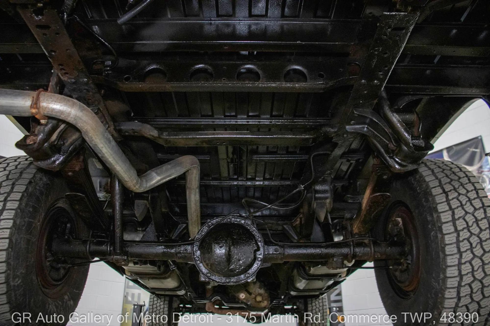 1987 Chevrolet R/V 10 Series V10