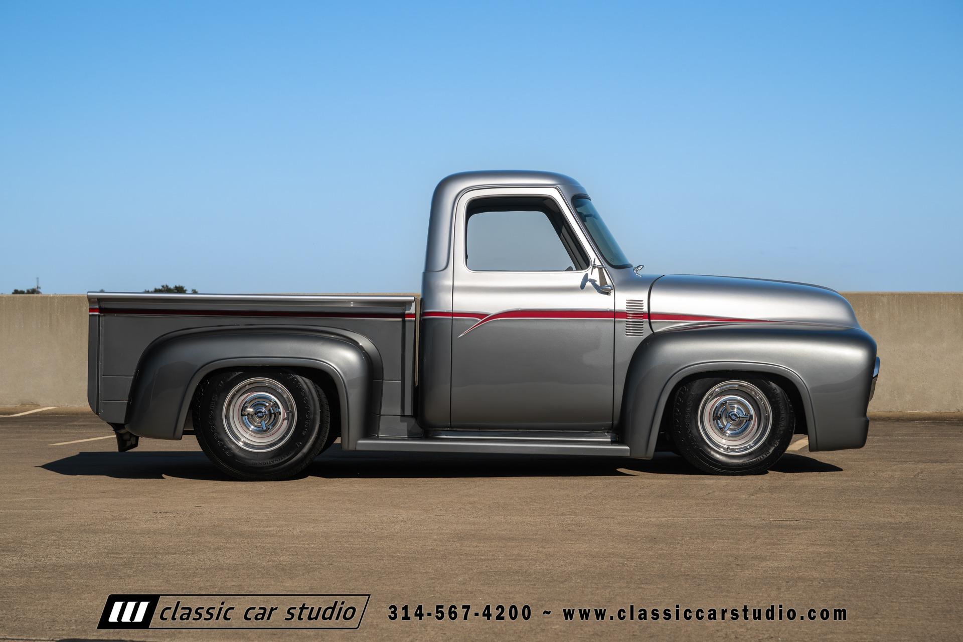 1953 Ford F-100 Pickup - 2