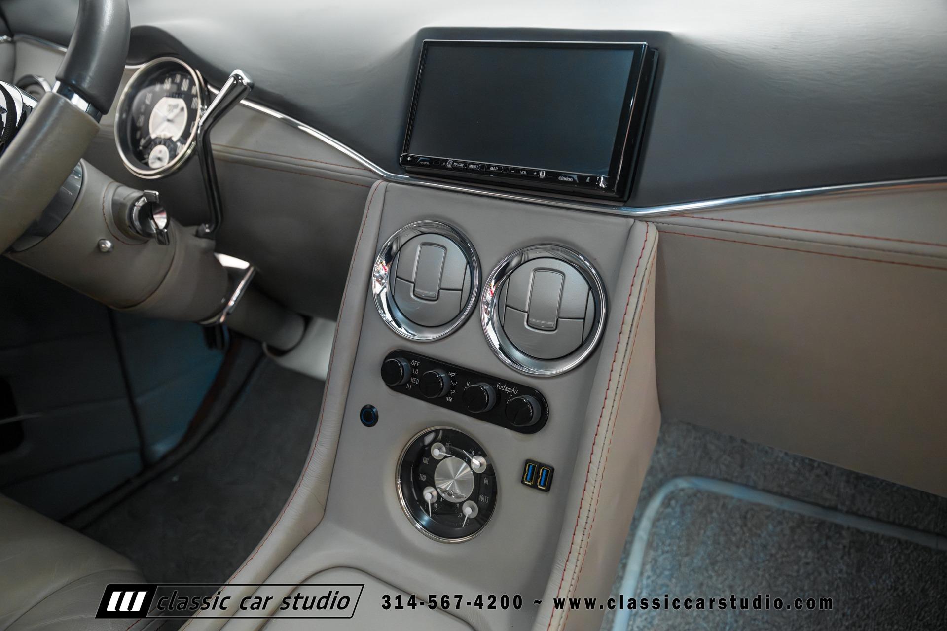 1953 Ford F-100 Pickup