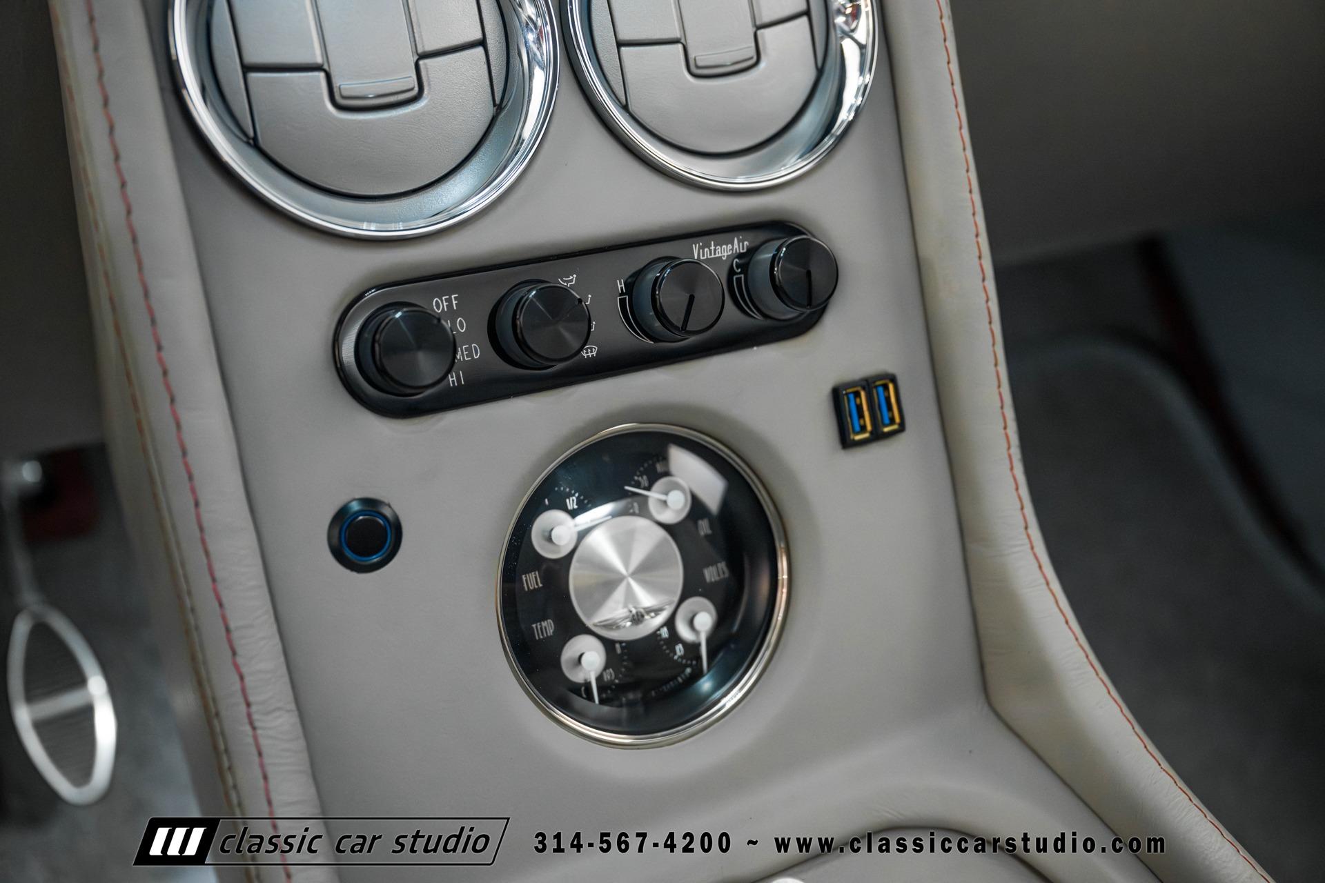 1953 Ford F-100 Pickup