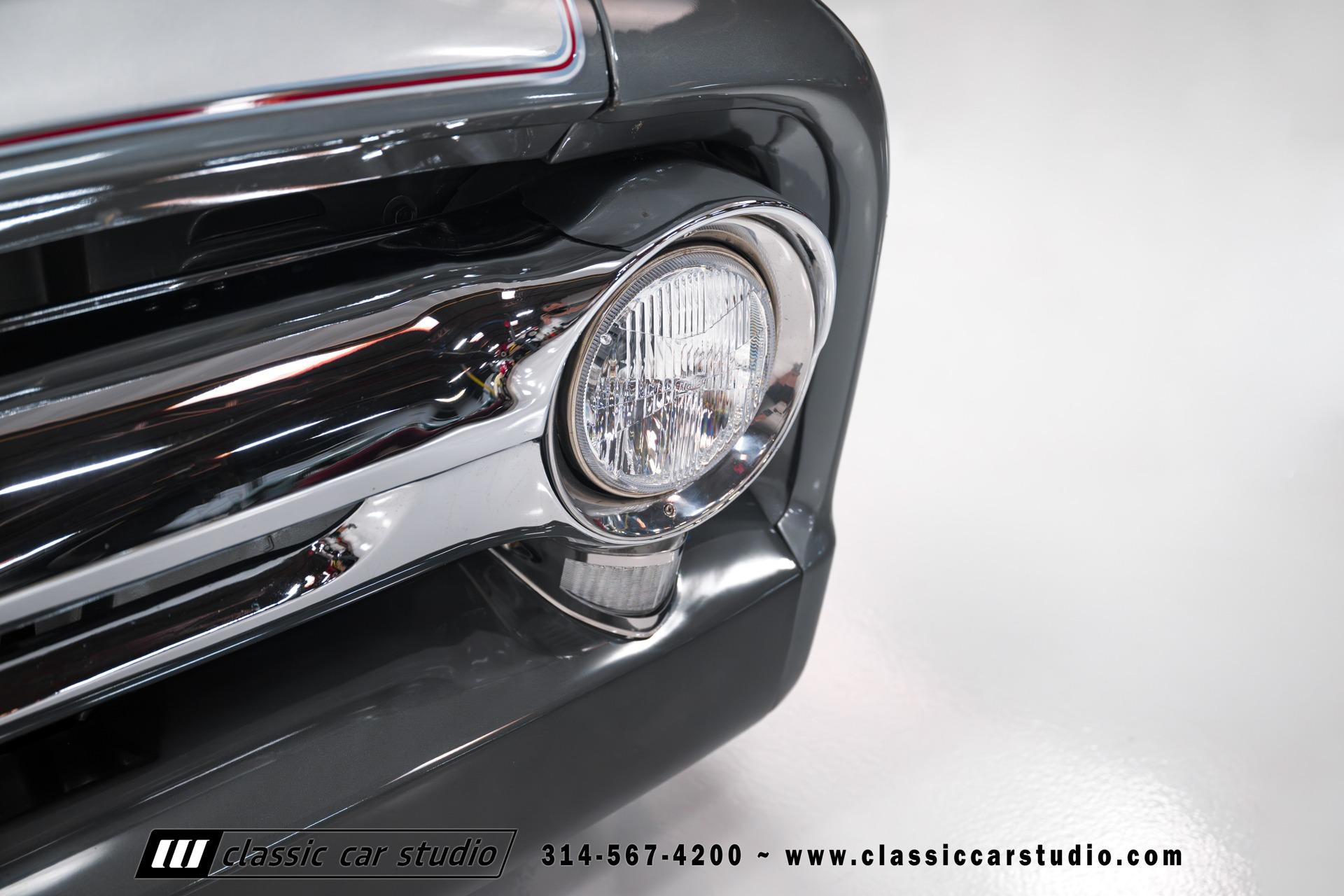 1953 Ford F-100 Pickup