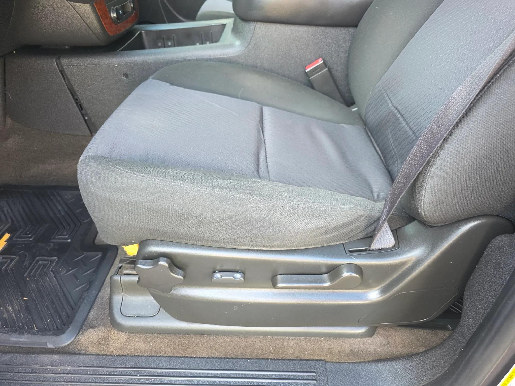 2010 Chevrolet Avalanche LS 4×4