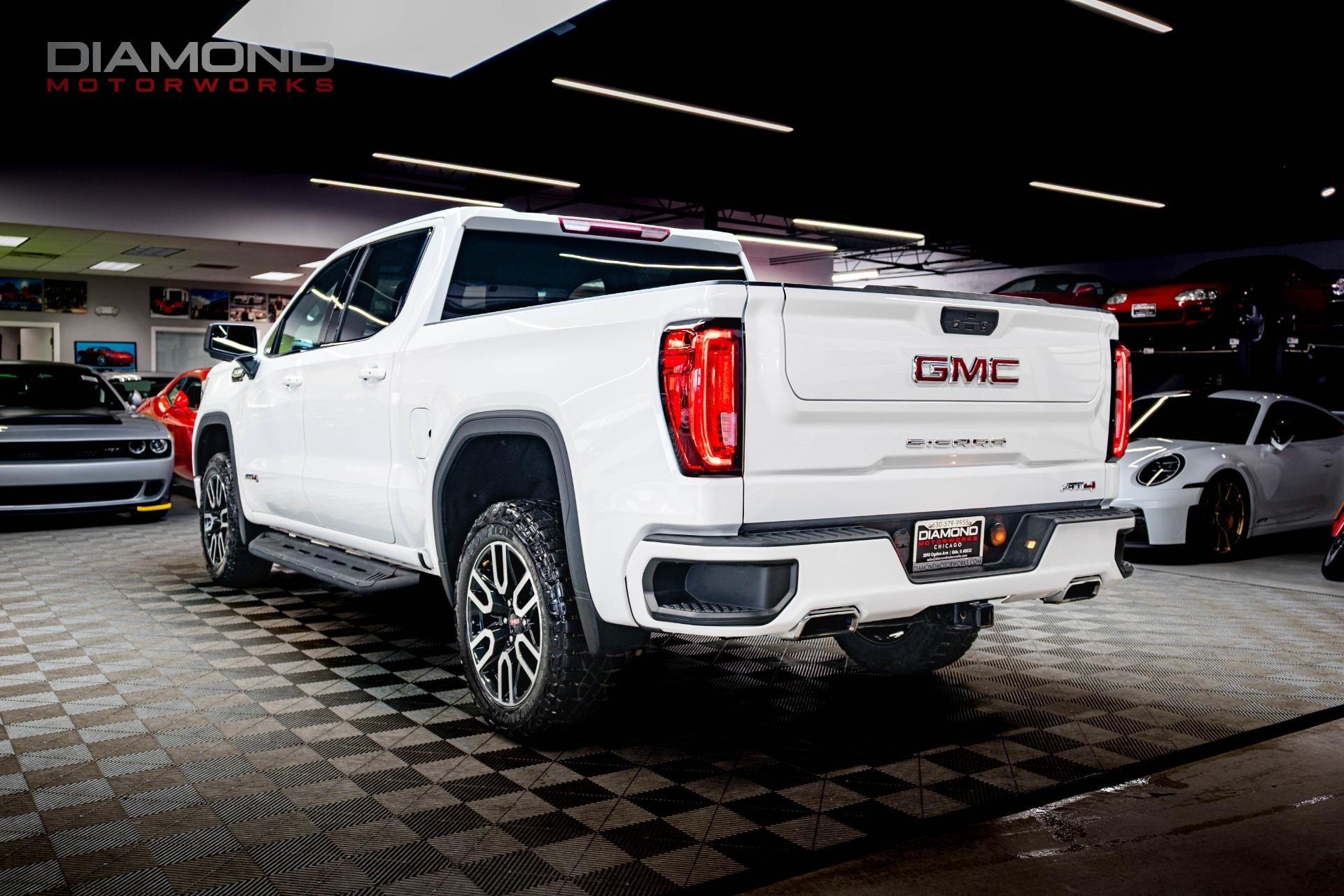 2021 GMC Sierra 1500 AT4 Crew Cab - 3