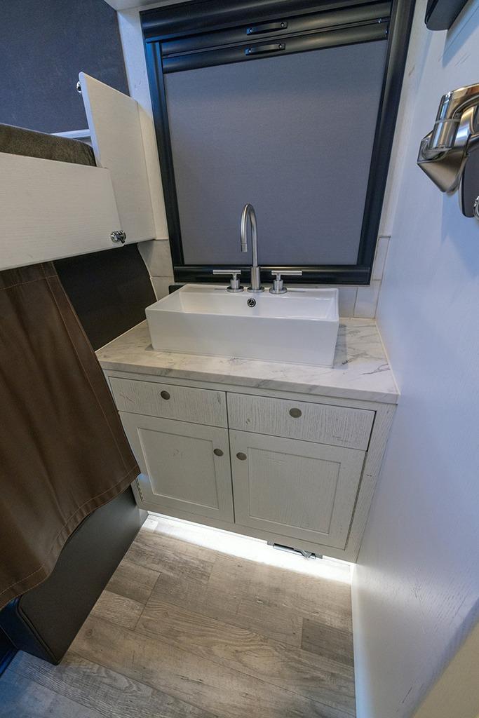 2020 EarthRoamer HD 005