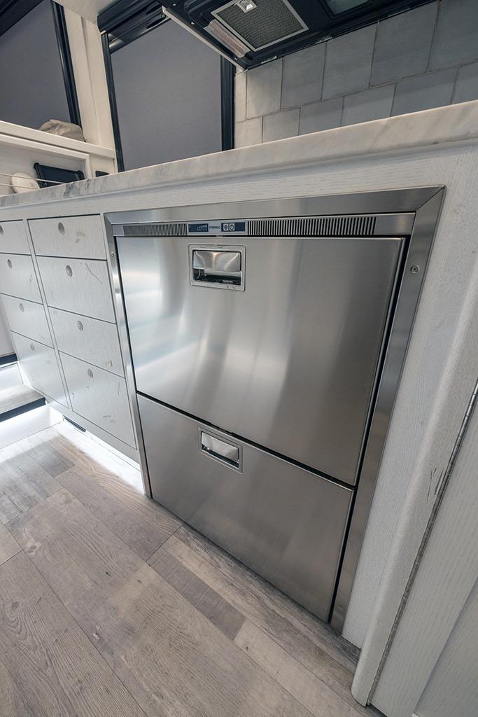 2020 EarthRoamer HD 005