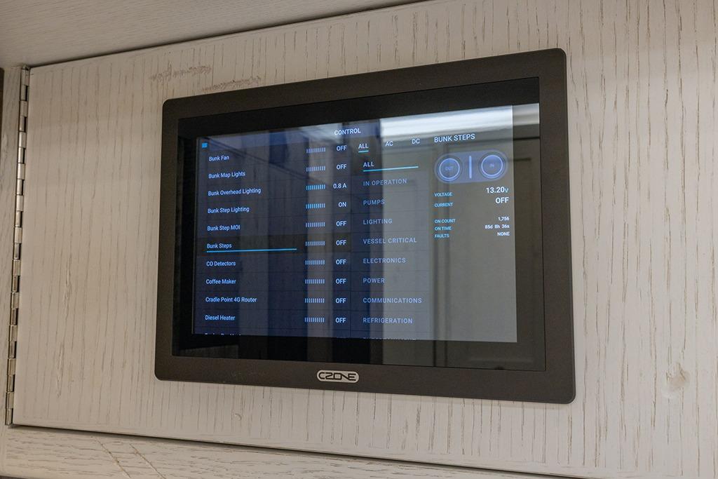 2020 EarthRoamer HD 005