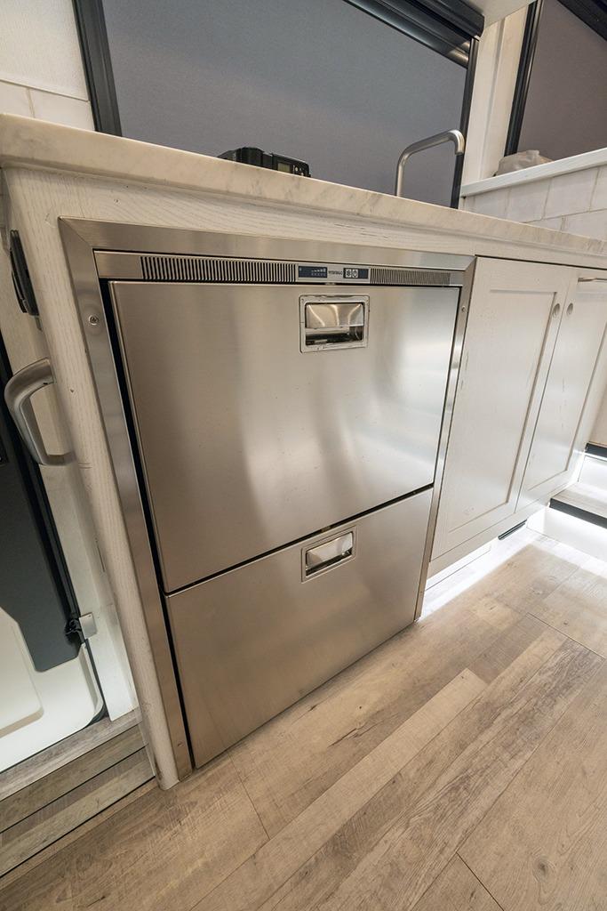 2020 EarthRoamer HD 005