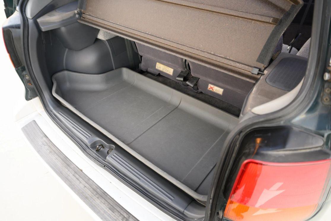 1992 Mitsubishi RVR X