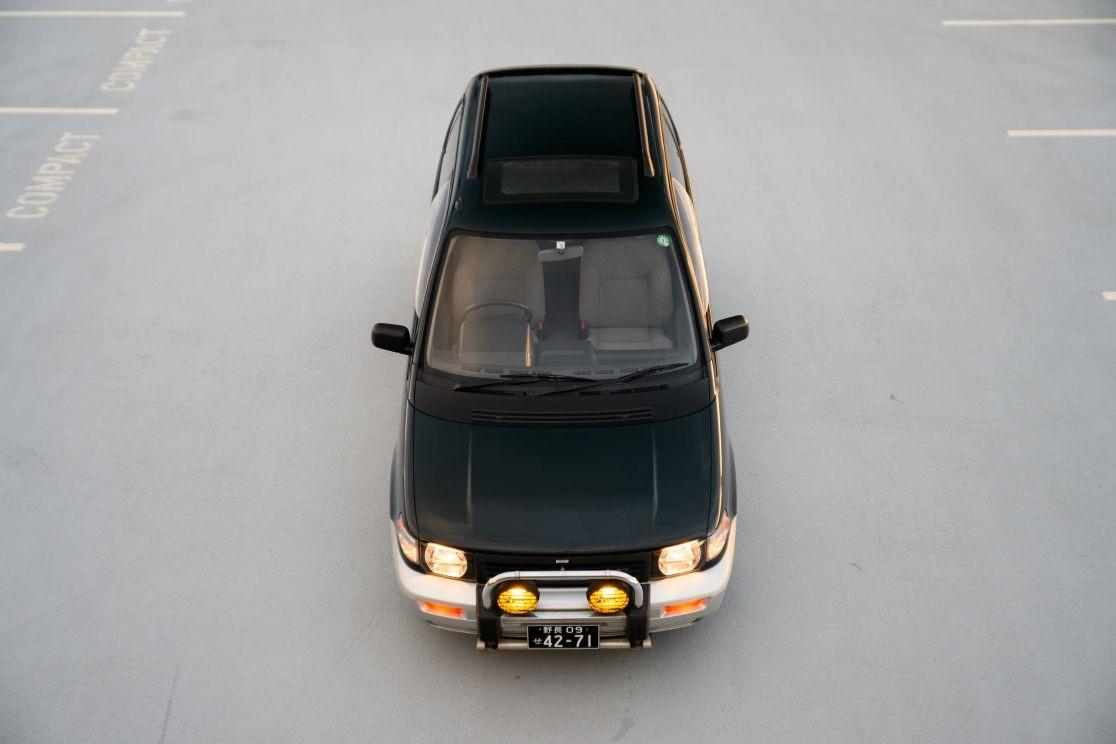 1992 Mitsubishi RVR X