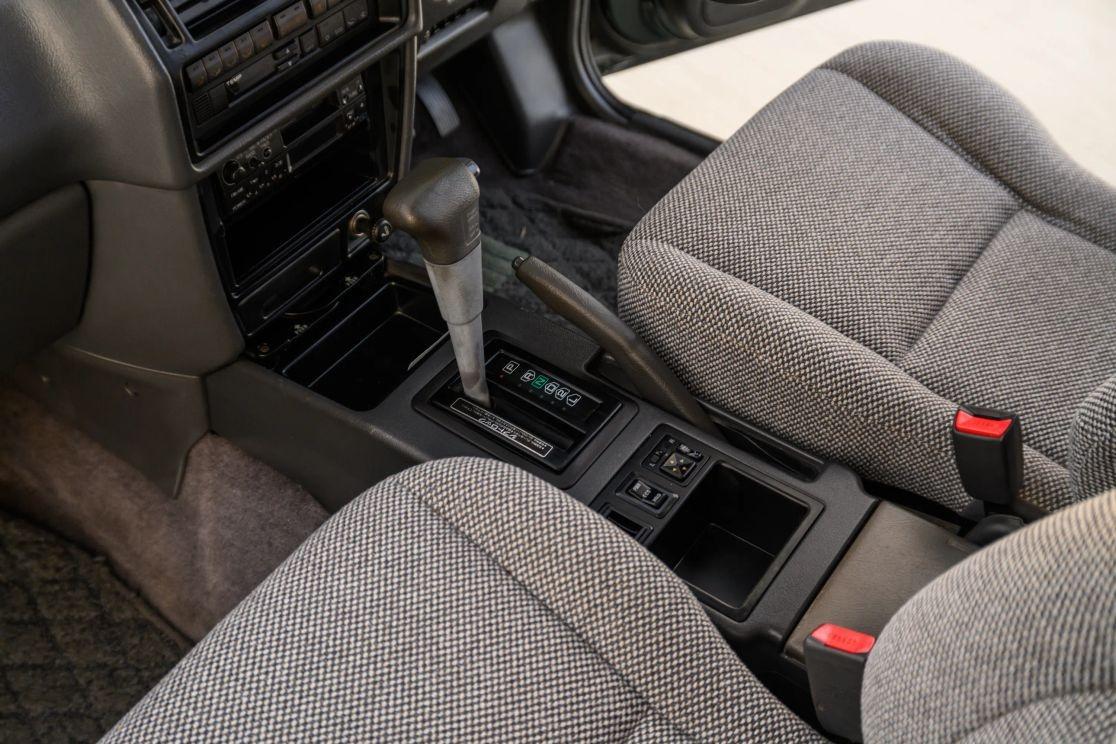 1992 Mitsubishi RVR X