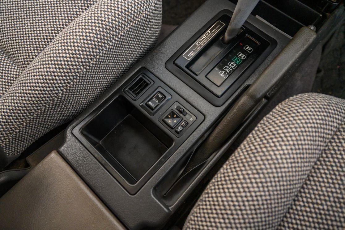 1992 Mitsubishi RVR X