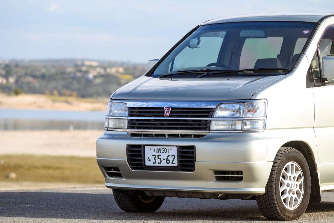 1997 Nissan Elgrand V