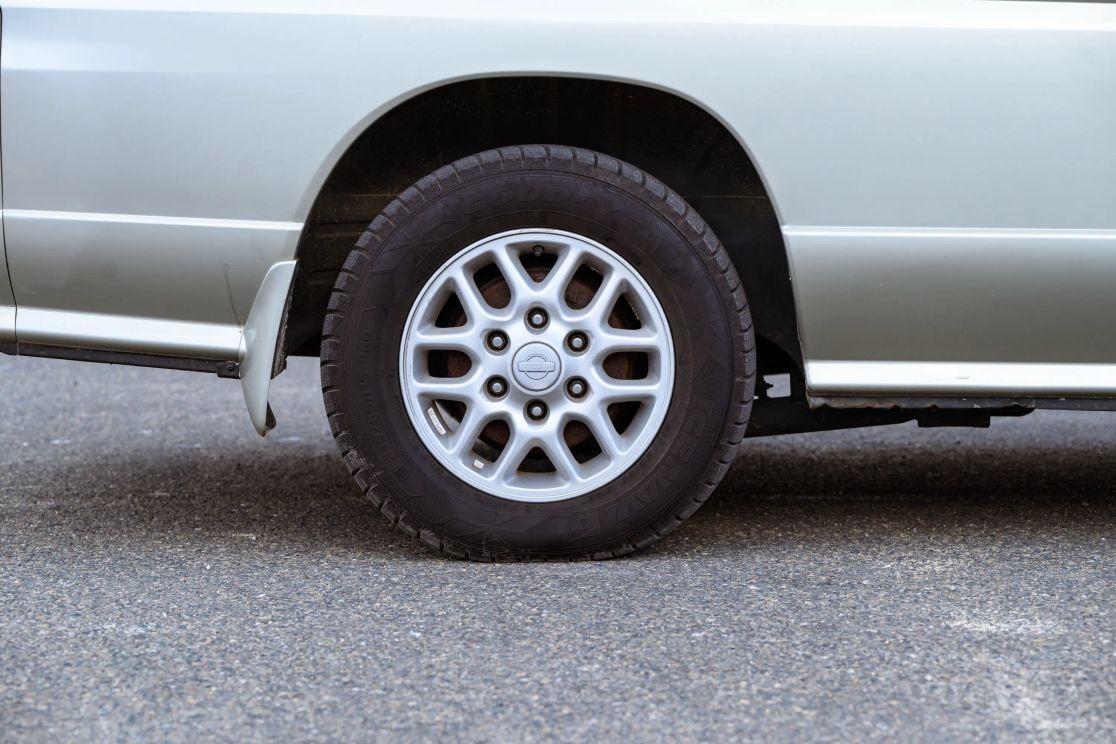 1997 Nissan Elgrand V