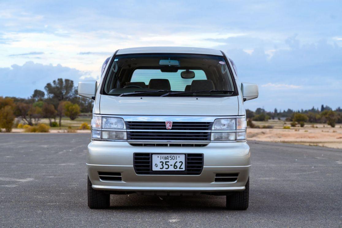 1997 Nissan Elgrand V