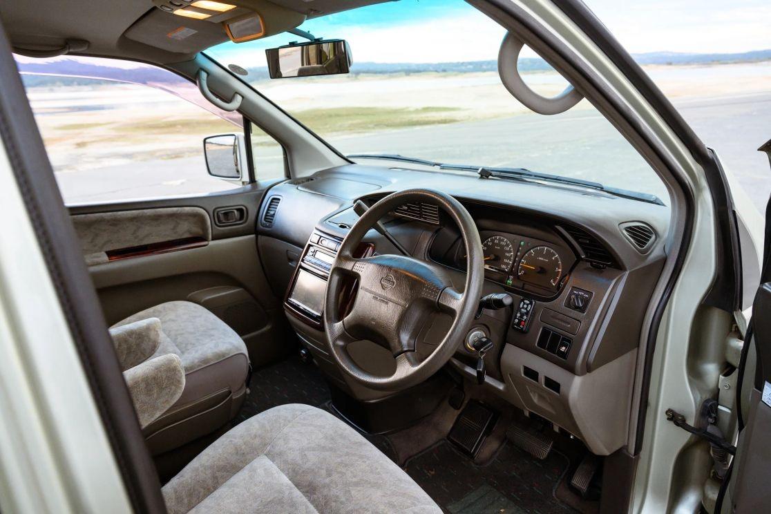 1997 Nissan Elgrand V