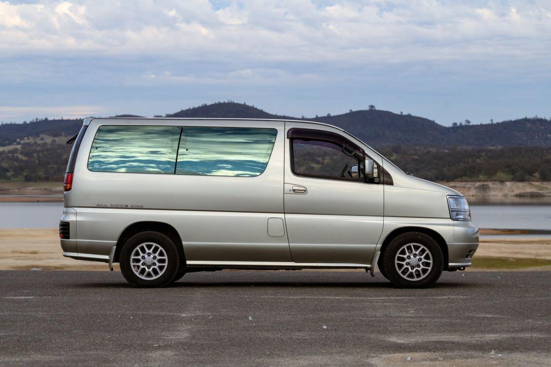 1997 Nissan Elgrand V