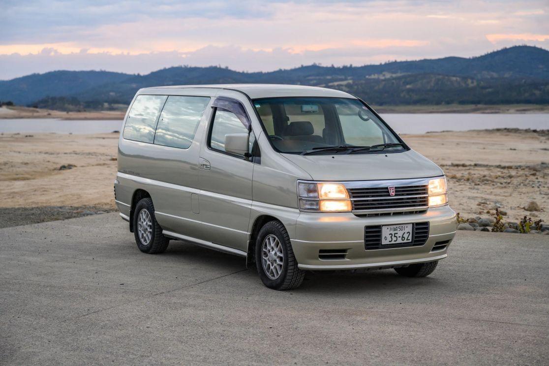 1997 Nissan Elgrand V