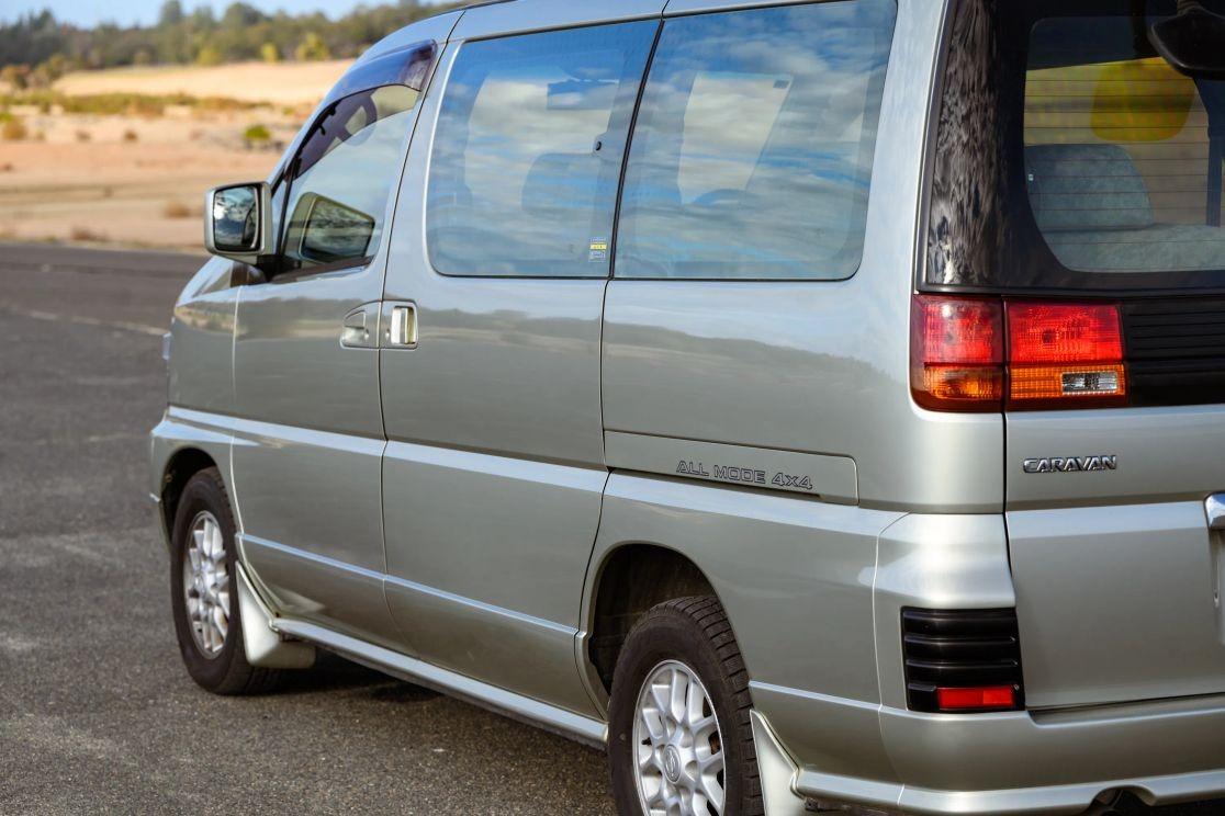 1997 Nissan Elgrand V