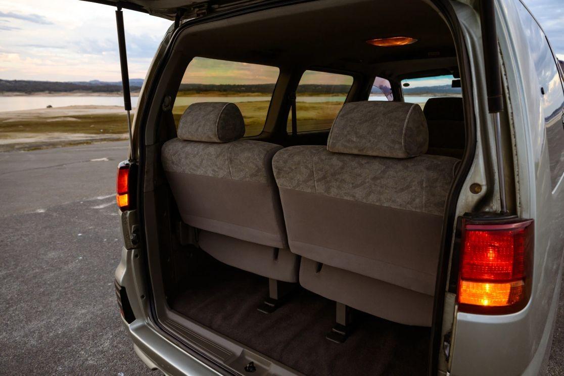 1997 Nissan Elgrand V