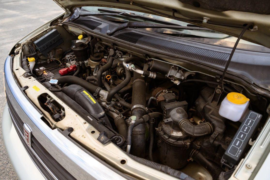 1997 Nissan Elgrand V