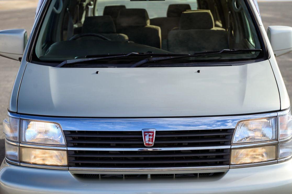 1997 Nissan Elgrand V