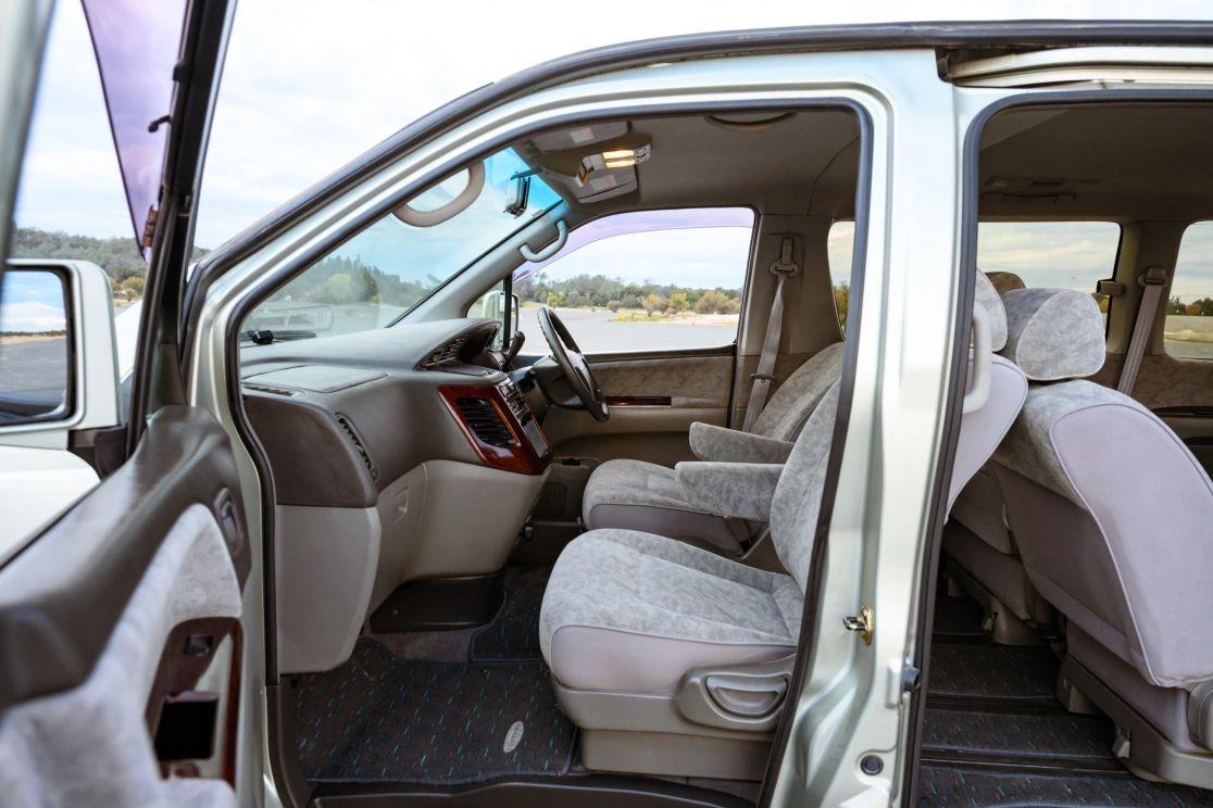 1997 Nissan Elgrand V