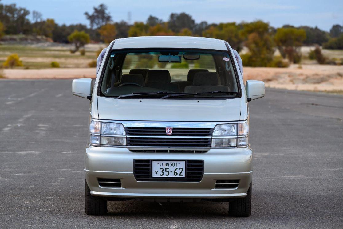 1997 Nissan Elgrand V