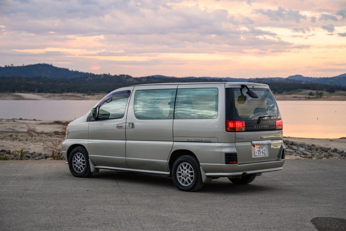 1997 Nissan Elgrand V